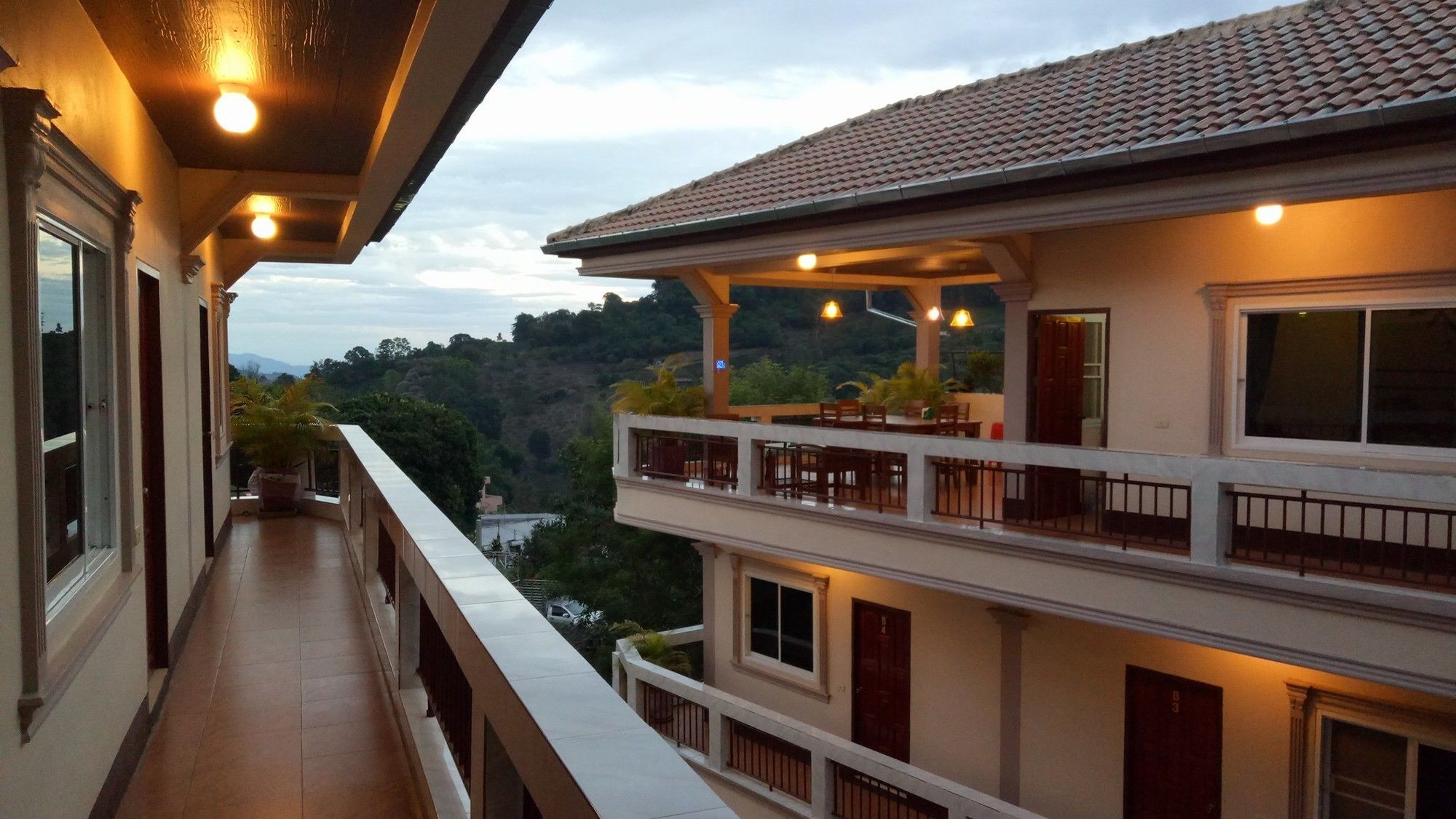 Happy House At Maesalong Hotel Chiang Rai Luaran gambar